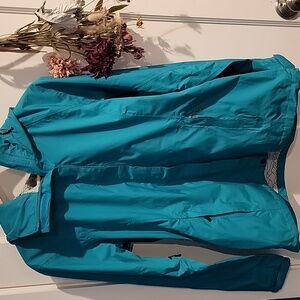 NWOT Blue Eastern Mountain Sports Rain Jacket
